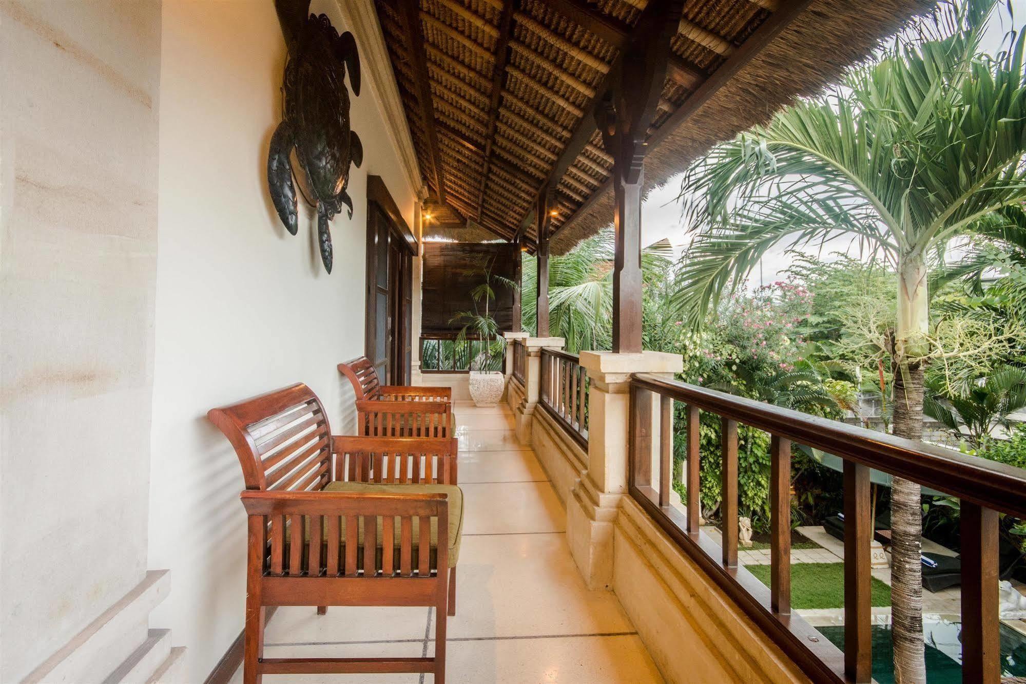 Villa Krisna Семиньяк Экстерьер фото